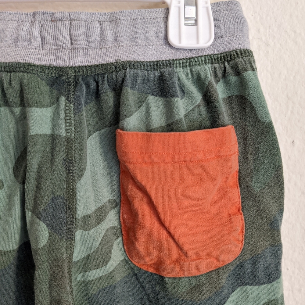 Boden Green Camo Jersey Shorts Boys Unisex Youth Sz 7 - Picture 4 of 7